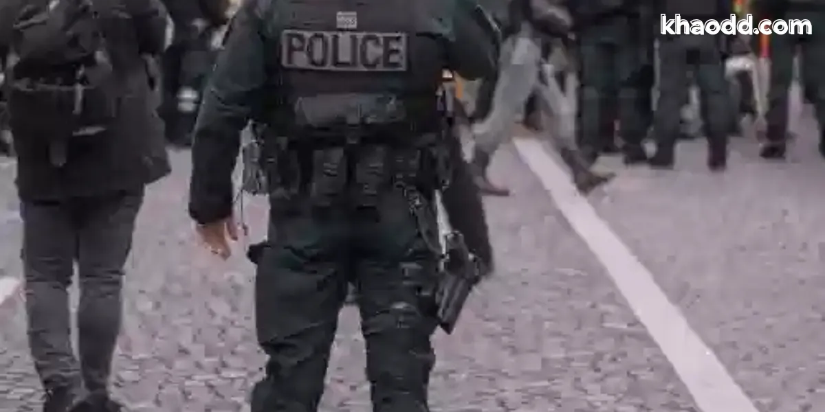 ฝันเห็นตำรวจ