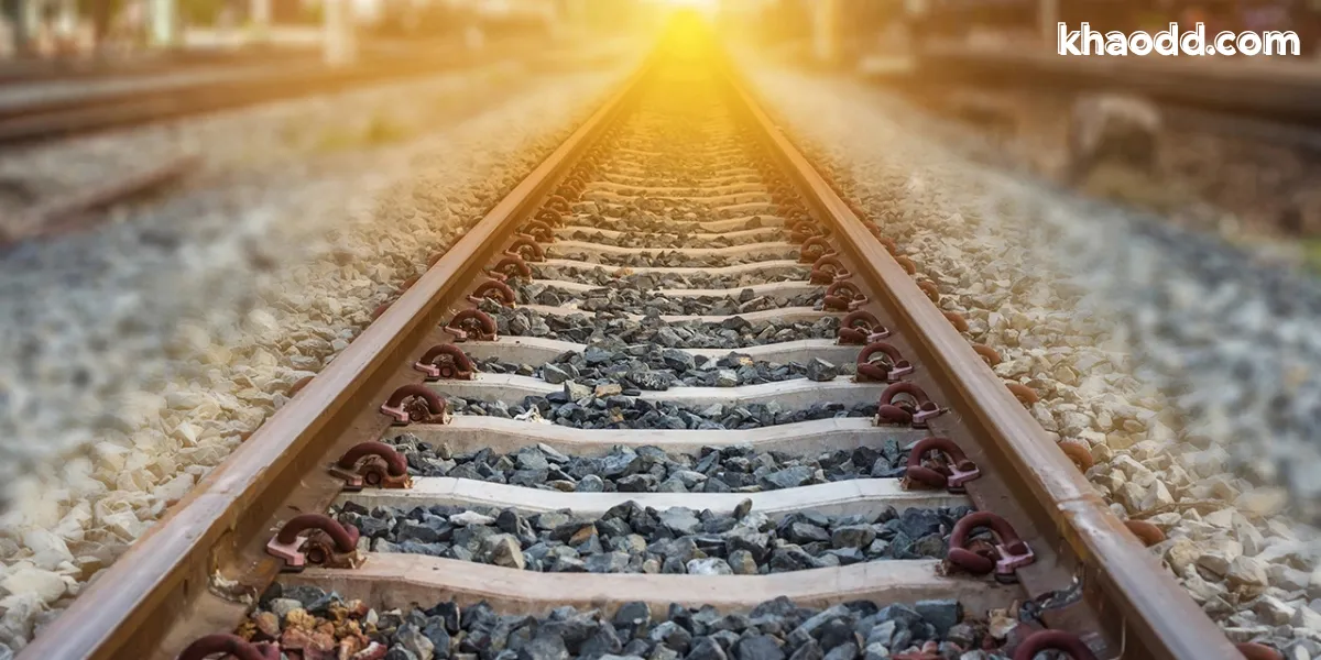 ฝันว่านั่งรถไฟ: ความหมาย คำทำนาย โชคลาภ การงาน ความรัก