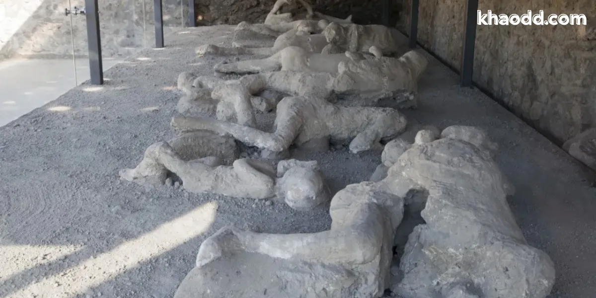 1. ภูเขาไฟวิสุเวียสระเบิด เมืองปอมเปอี