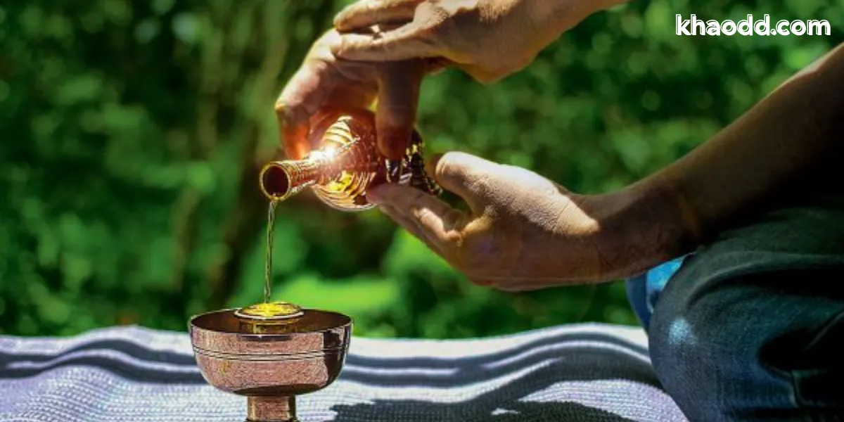 วิธีกรวดน้ำที่ถูกต้อง ความหมายและขั้นตอนตามความเชื่อพุทธ