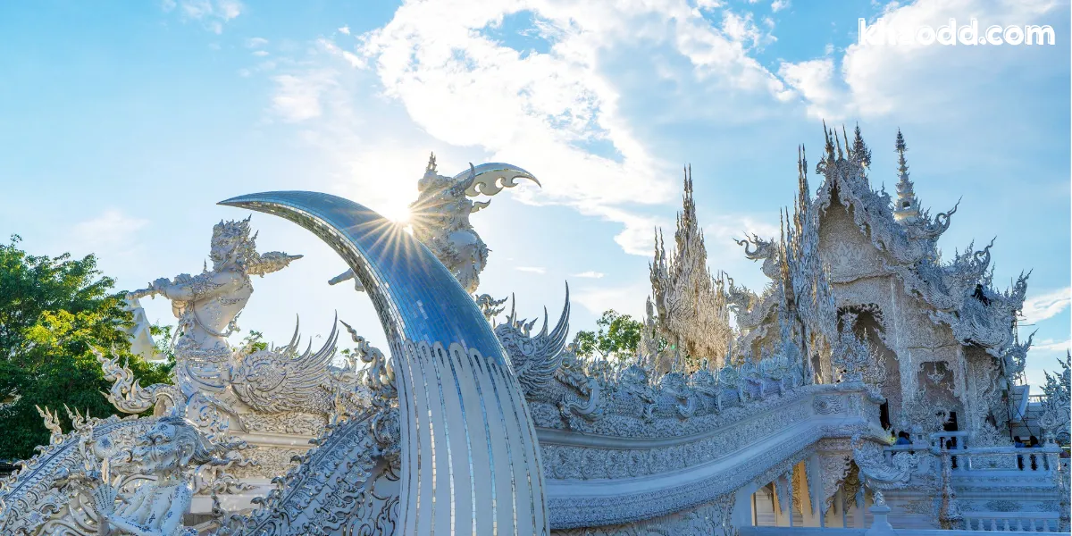 ไหว้พระ 9 วัด เชียงราย เสริมสิริมงคล เที่ยวสายบุญครบในทริปเดียว